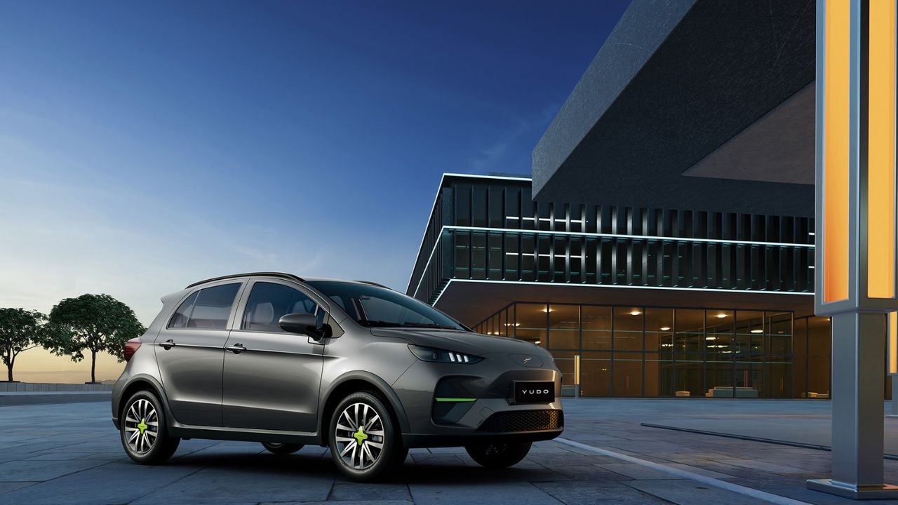 EMC yudo vista degli esterni lato destro Reduzzi Motor Treviglio