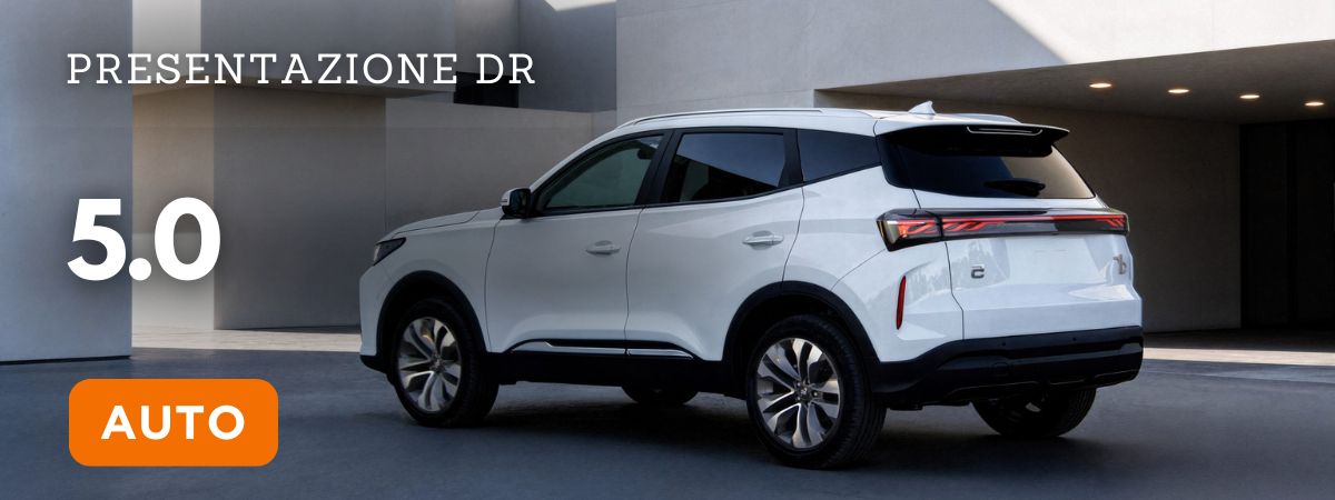 DR 5 Auto di colore bianco veduta laterale Acquista DR 5 a Bergamo e Treviglio Reduzzi Motor