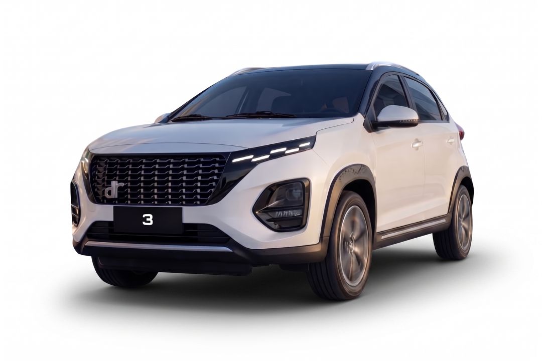 DR 3 SUV compatto provalo da Reduzzi Motor a Treviglio Bergamo e provincia